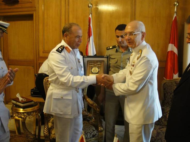 1010242_394298630679071_1719124019_n