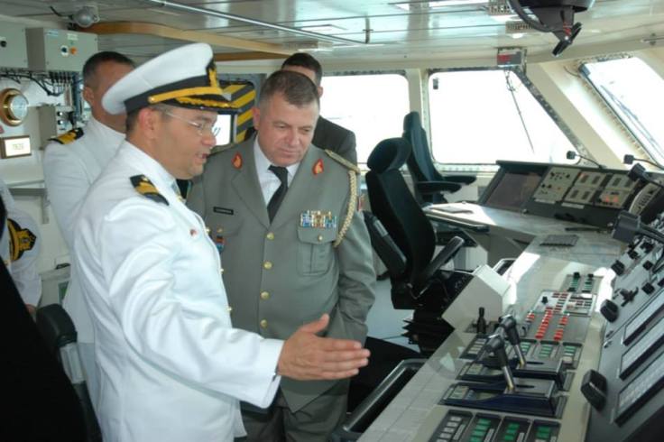 The commander of TCG Heybeliada Commander Kuşçu showing his ship to the Albanian Chief of General Staff