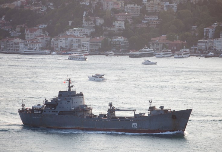 Russian Alligator class landing ship 152 Nikolay Filchenkov, passing through the Bosphorus on her way back to Sevastopol. Photo: Kerim Bozkurt. Used with permission.
