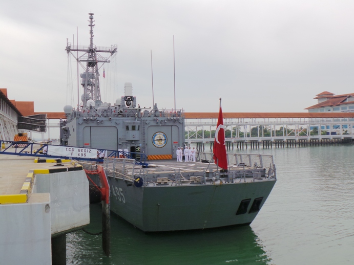 dd565a366a4d10cb1e08d914793778ac_full